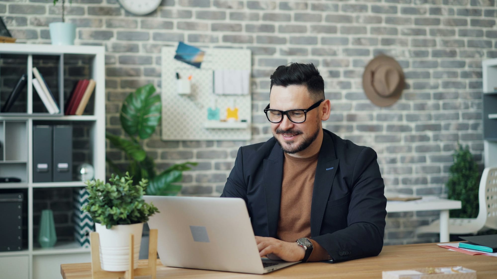 man looking happy - Automated Reminders