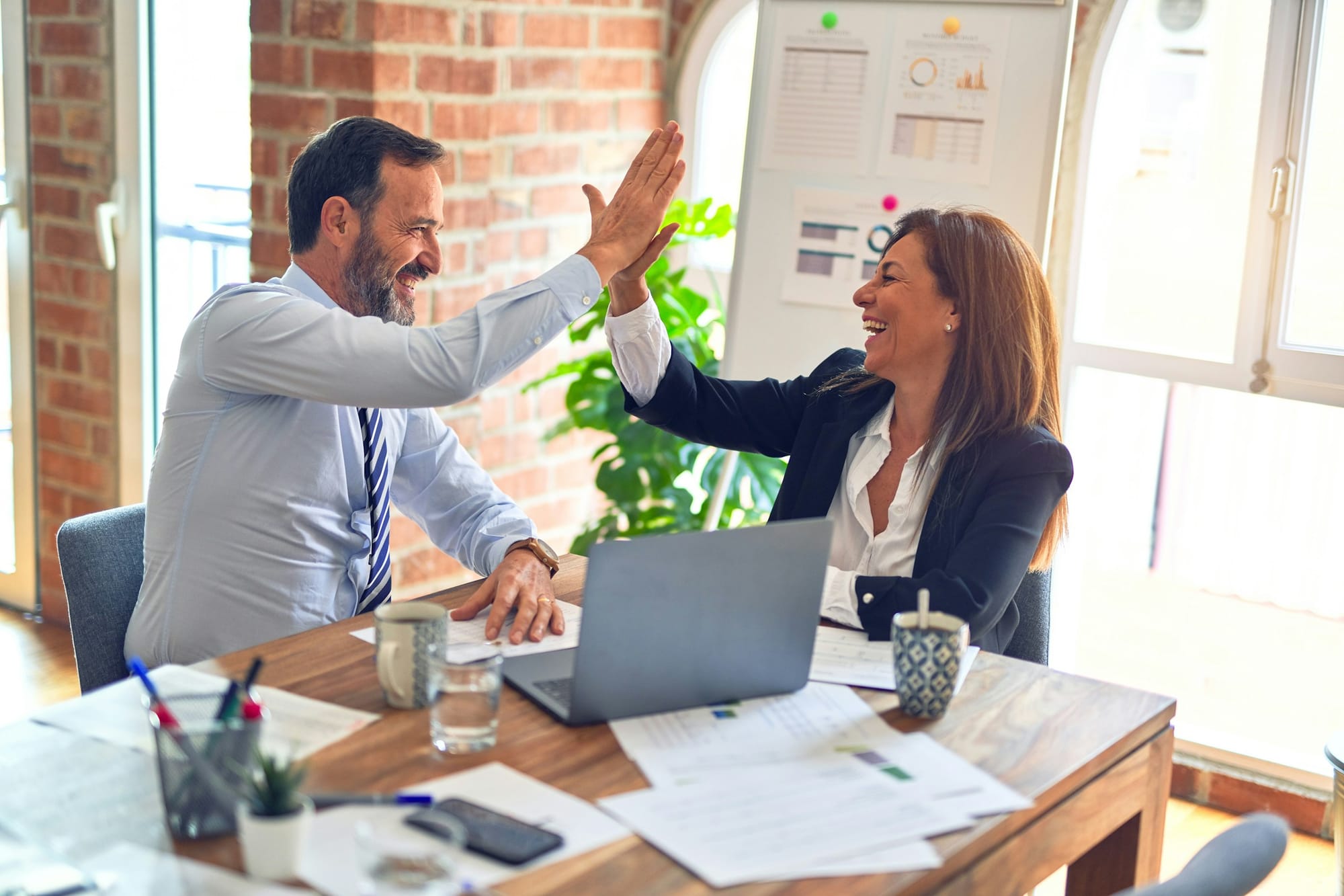 People Highfiving - AI Tools For Finance