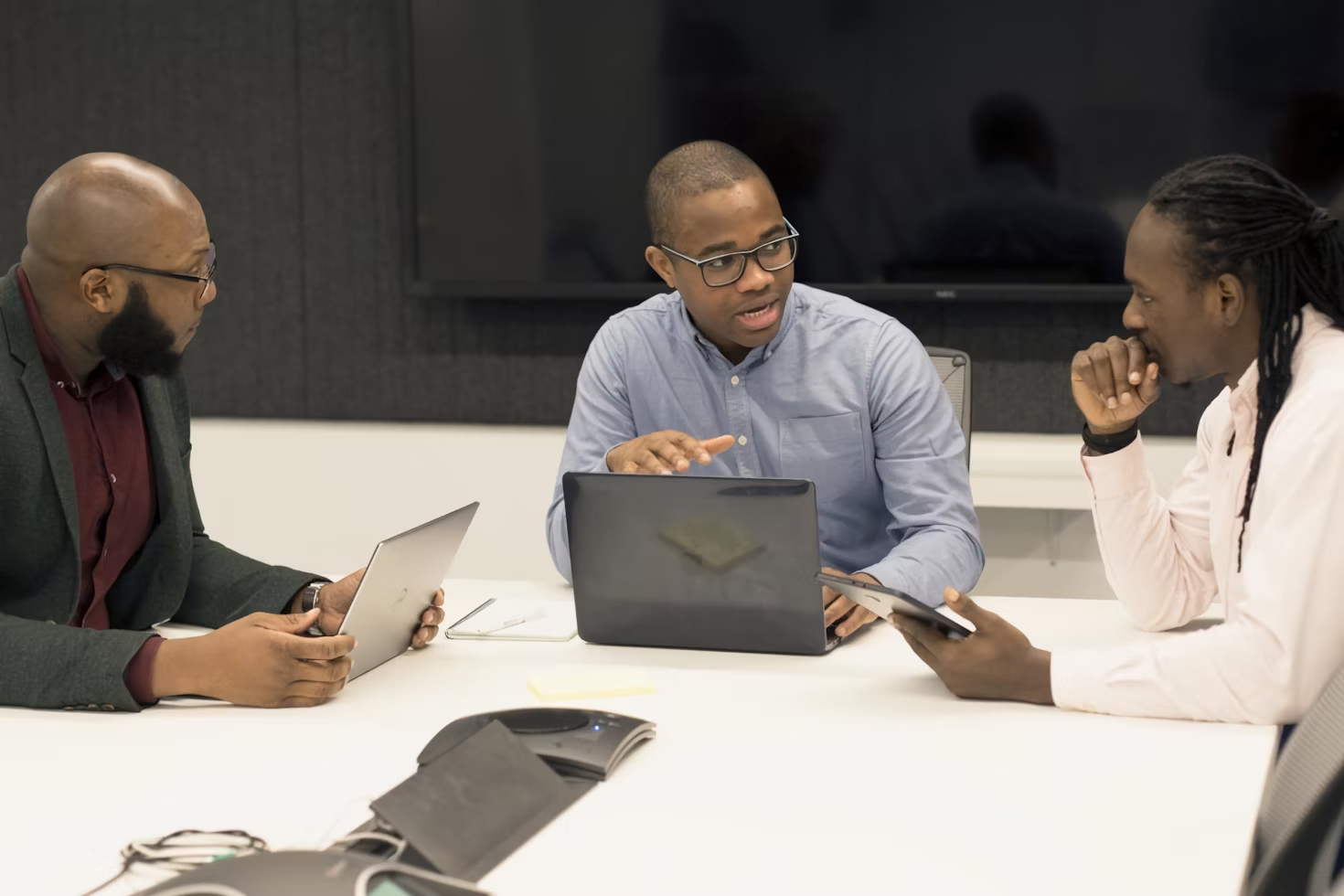 a meeting - How to Prepare Minutes of Meeting